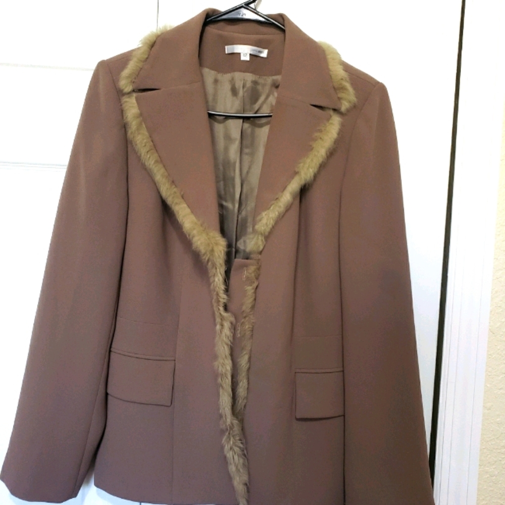 Rina Rossi brown jacket with fur detail
